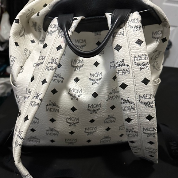MCM BOOK BAG WHITE AND BLACK - Picture 5 of 6